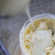 練乳とそれから作られるクリームの種類
